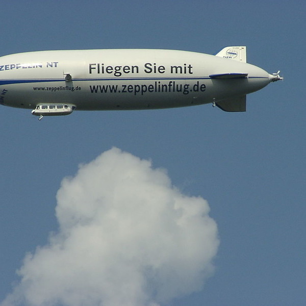 Zeppelin fliegen in Freiburg